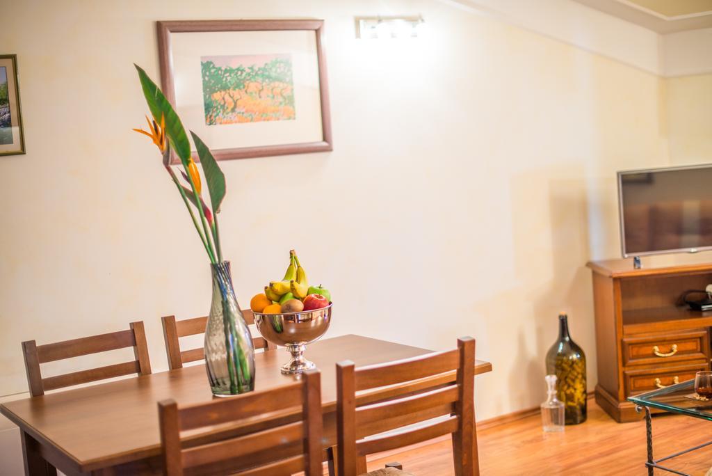 Aparthotel Katalyma 828 Kanfanar Ngoại thất bức ảnh