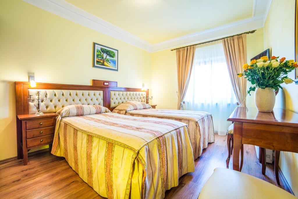 Aparthotel Katalyma 828 Kanfanar Ngoại thất bức ảnh